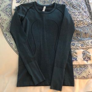 Lululemon swiftly tech long sleeve